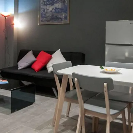 Ideally Situated Corfu Old Town Apartment *